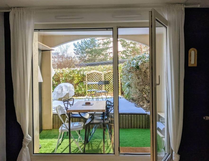 Charmant T2 Avec Jardin Proche Gare レンヌ エクステリア 写真